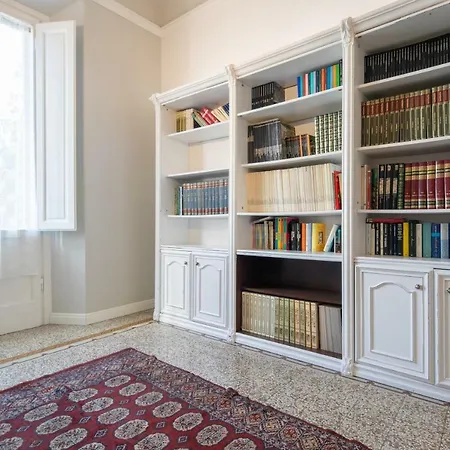 Santa Maria Novella 4 Bedrooms By Mmega Apartman Firenze